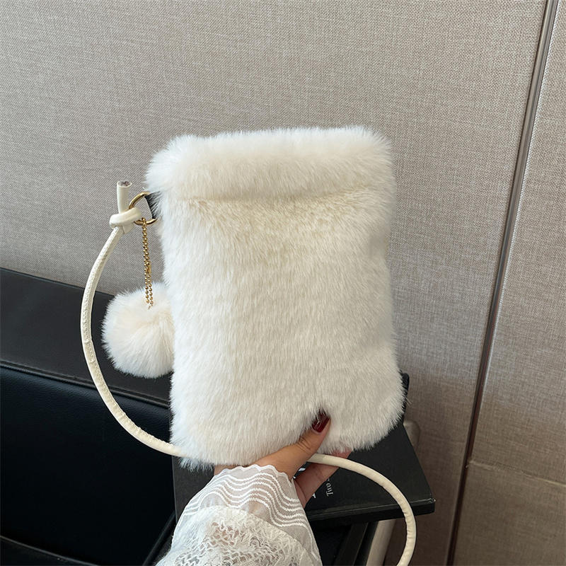 Plush Phone Bag Autumn and Win - Accordion Wallet Zip 评论和价格