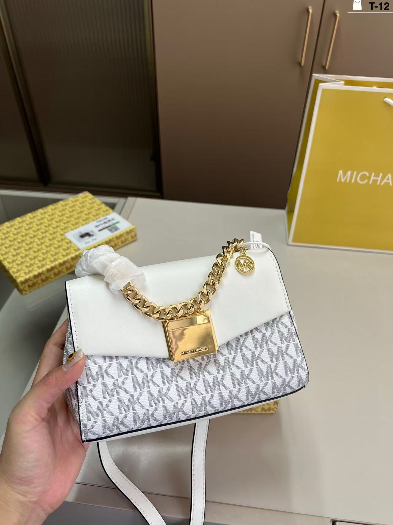 Brand new Michael Kors women's - Luxury Bags Michael Kors 评论和价格
