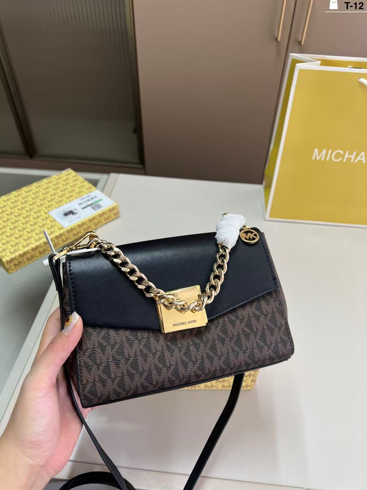 Brand new Michael Kors women's - Luxury Bags Michael Kors 评论和价格