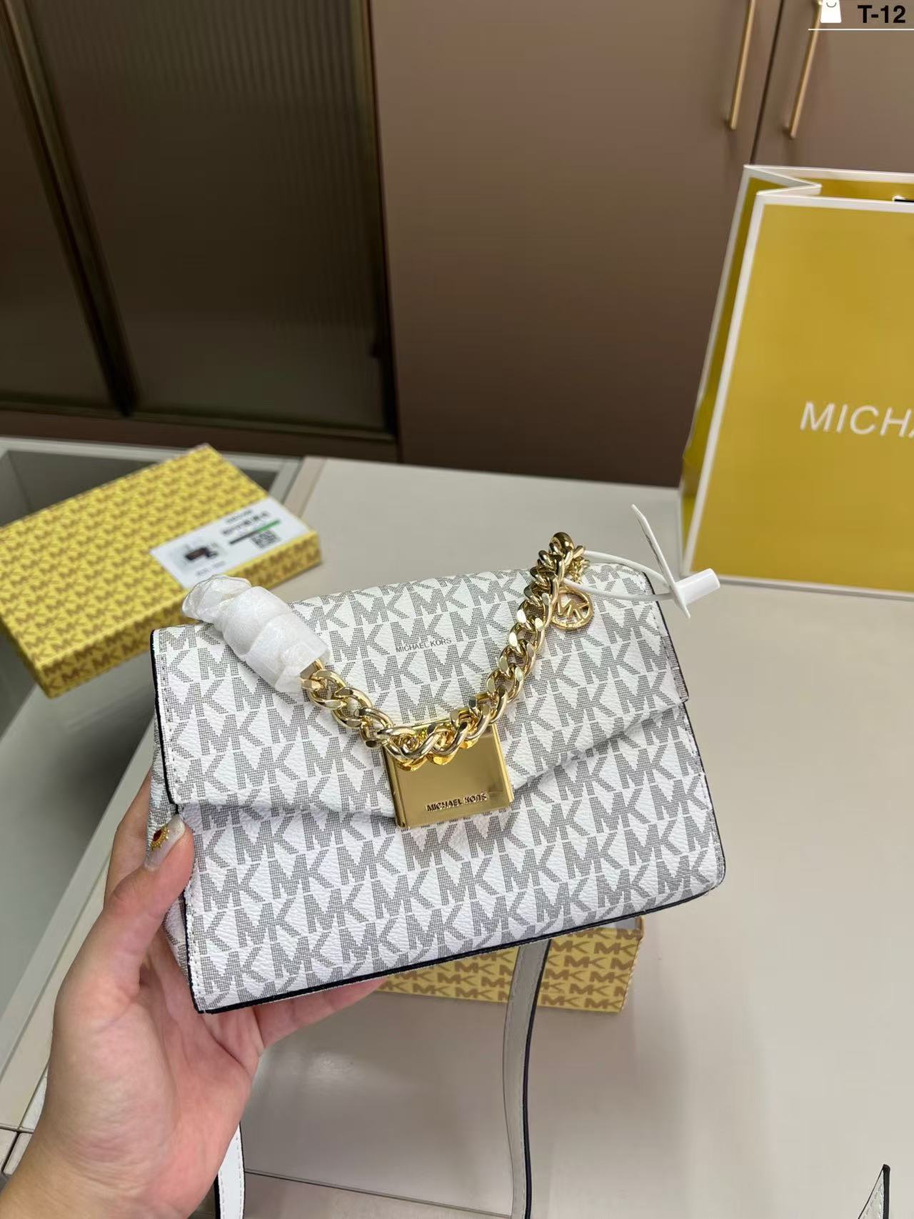 Brand new Michael Kors women's - Luxury Bags Michael Kors 评论和价格